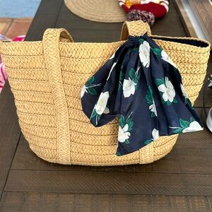 EUC Draper James Bag